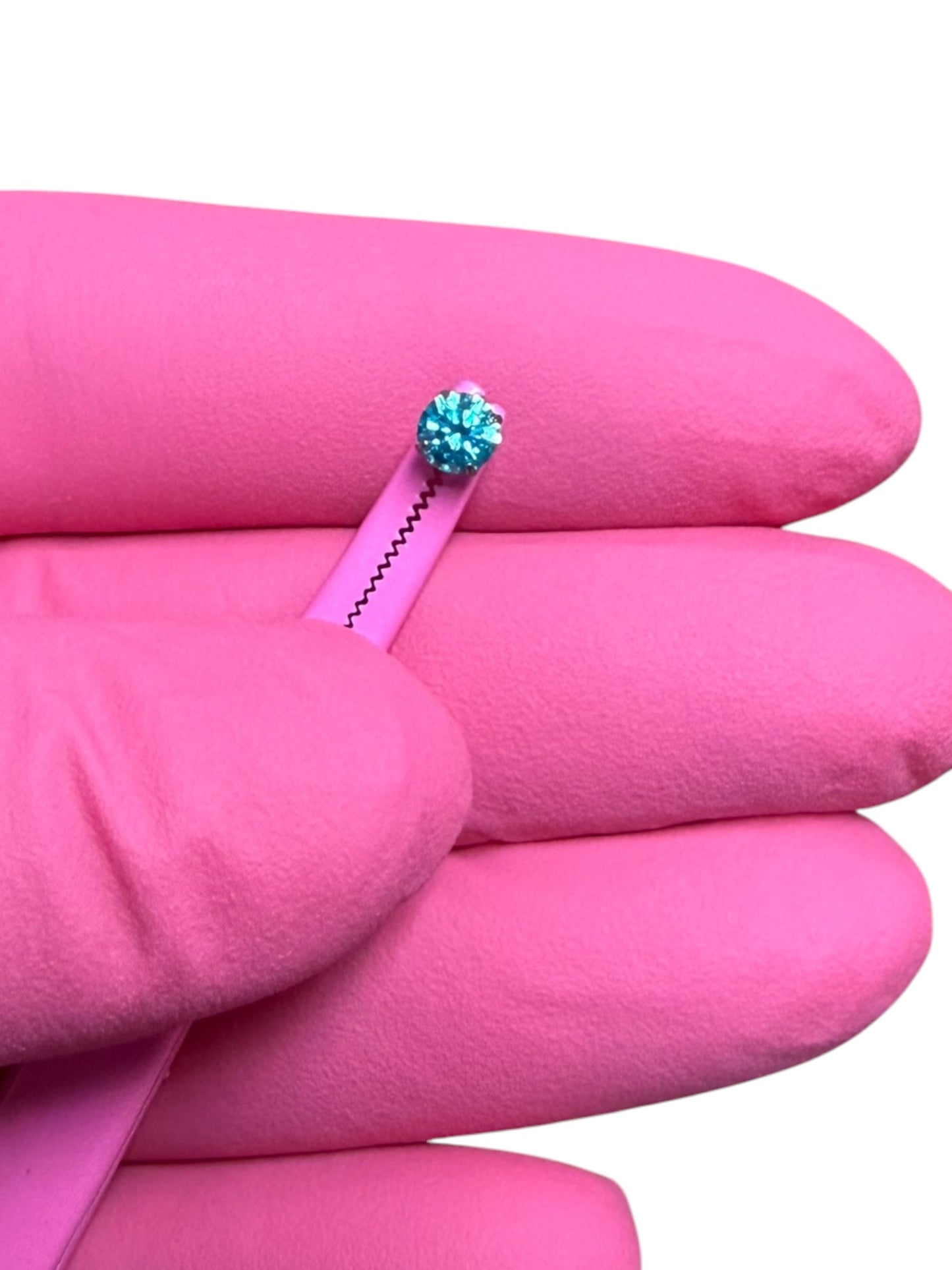 Mermaid Tears| Mint Round Prong End